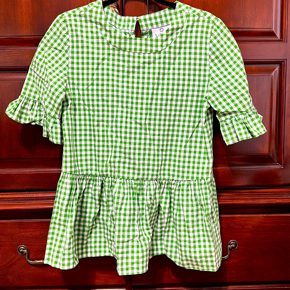 Short sleeve Laroque top. Green and white gingham,very cute with white jeans!
